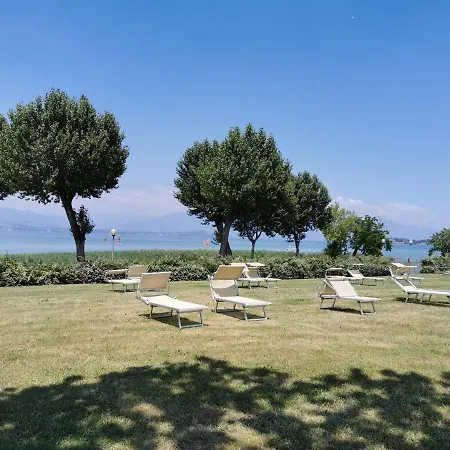 Holiday park The Garda Village 4*